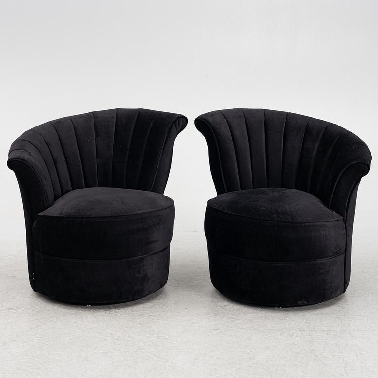A pair of contemporary armchairs, Eichholtz.