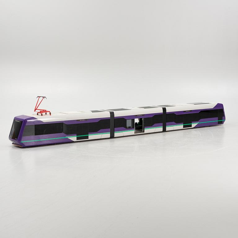 An end of the 20th century display model train.