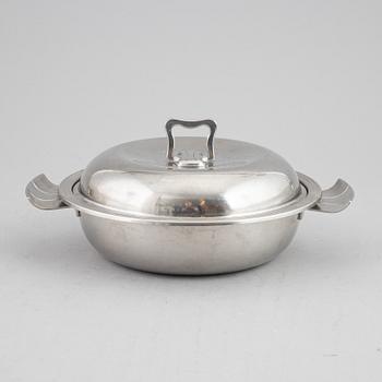 Eight stainless steal pieces to the 'Thebe' cutlry/dining service, Folke Arström, Gense, 1950's/60's.