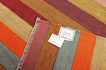 A Kilim carpet, c. 235 x 165 cm.