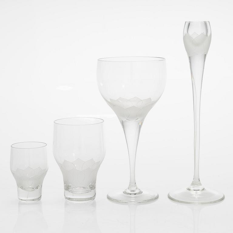 Richard Latham & Björn Wiinblad, glasservis, 40 delar, "Lotus", Rosenthal.