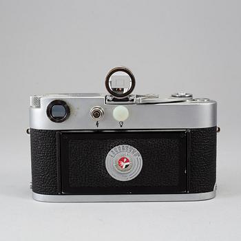 KAMERA, LEICA M3, nr 1088285, 1963. Wetzlar, Tyskland. Med Summicron f=5 cm 1:2 nr 1190802.