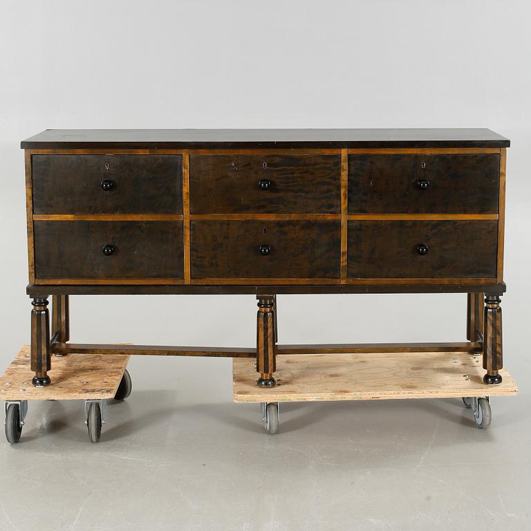 A sideboard, probably Boet, first half of the 20th century.
