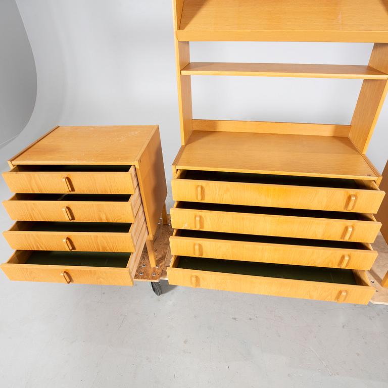 A 3 pcs oak shelf system "Variett" by Bertil Fridhagen for Bodafors, second half of the 20th century.