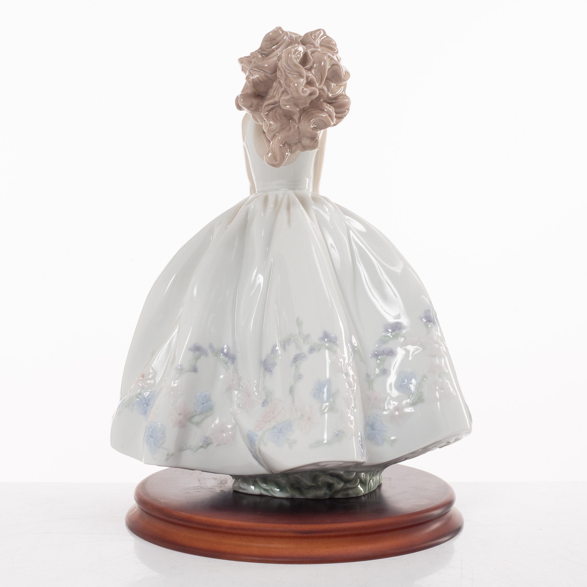 LLadró, figurine, "Wildflowers", Spain.