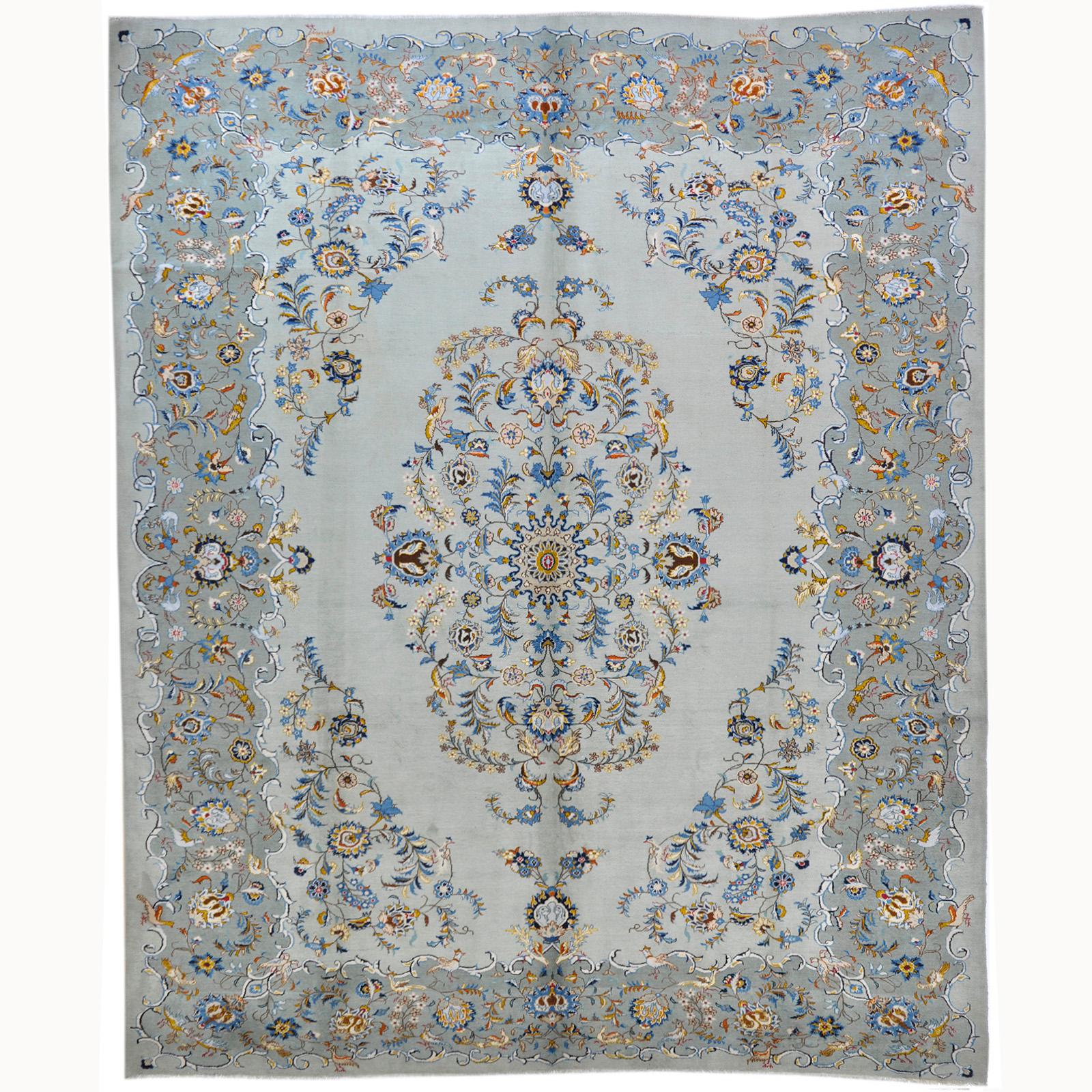 Matto, so called Royal Kashan, ca 407 x 330 cm.