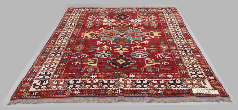MATTA, Tibet, ca 222 x 185 cm.