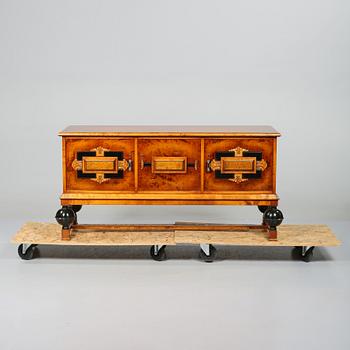 SIDEBOARD, 1930/40-tal.