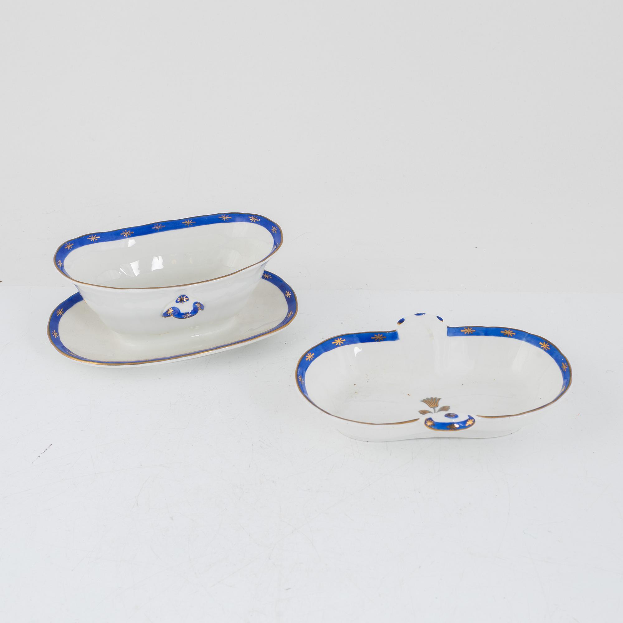 Wilhelm Kåge, servisdelar, 55 delar, "Guldstjärna", Gustavsberg.