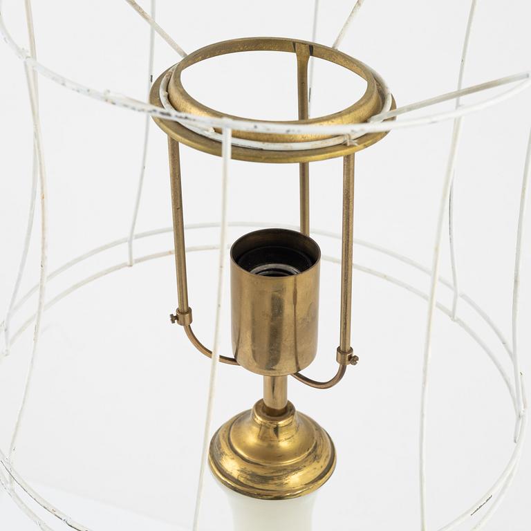 A model 2583 table lamp, Firma Svenskt Tenn, Sweden.