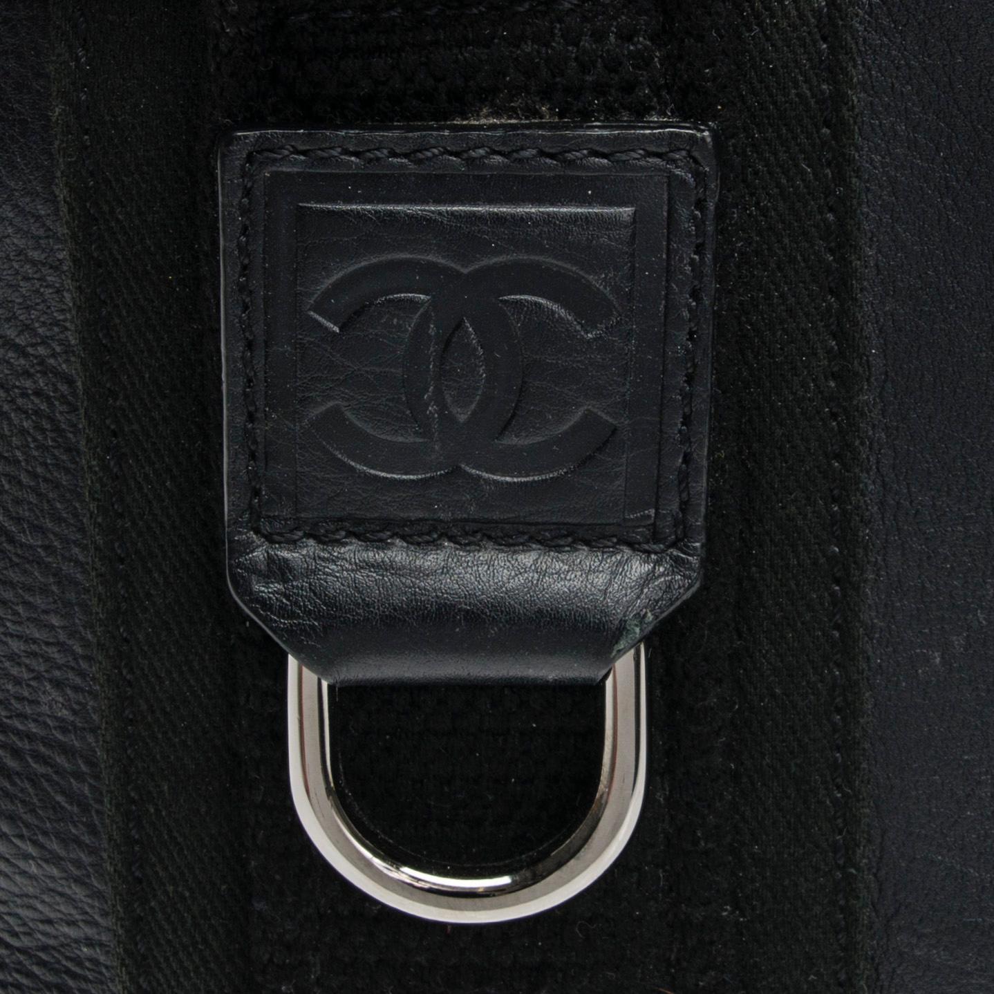 LAUKKU, Chanel.