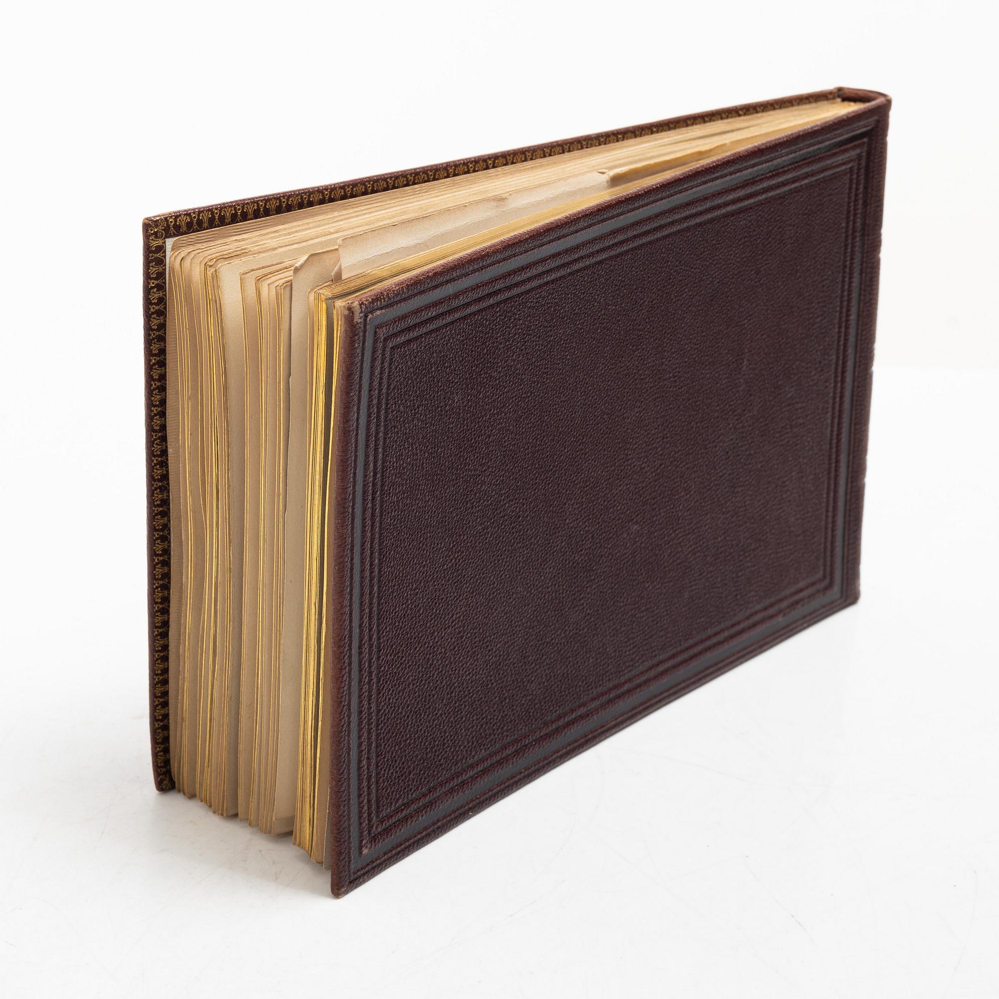 Album with among other things 16 pieces of watercolours and drawings by Swedish artists.