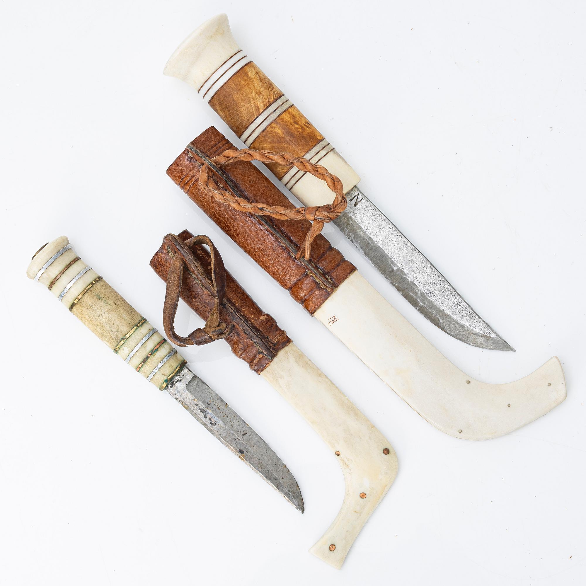 Two Half-horn knives, unidentified craftsmen, one signed NL (LN).