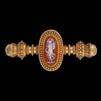 1017. A Empire style, carved agat cameo, brooch.