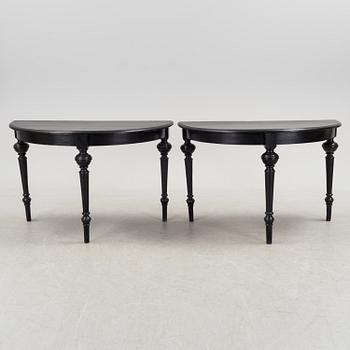 A 19th century dining table.