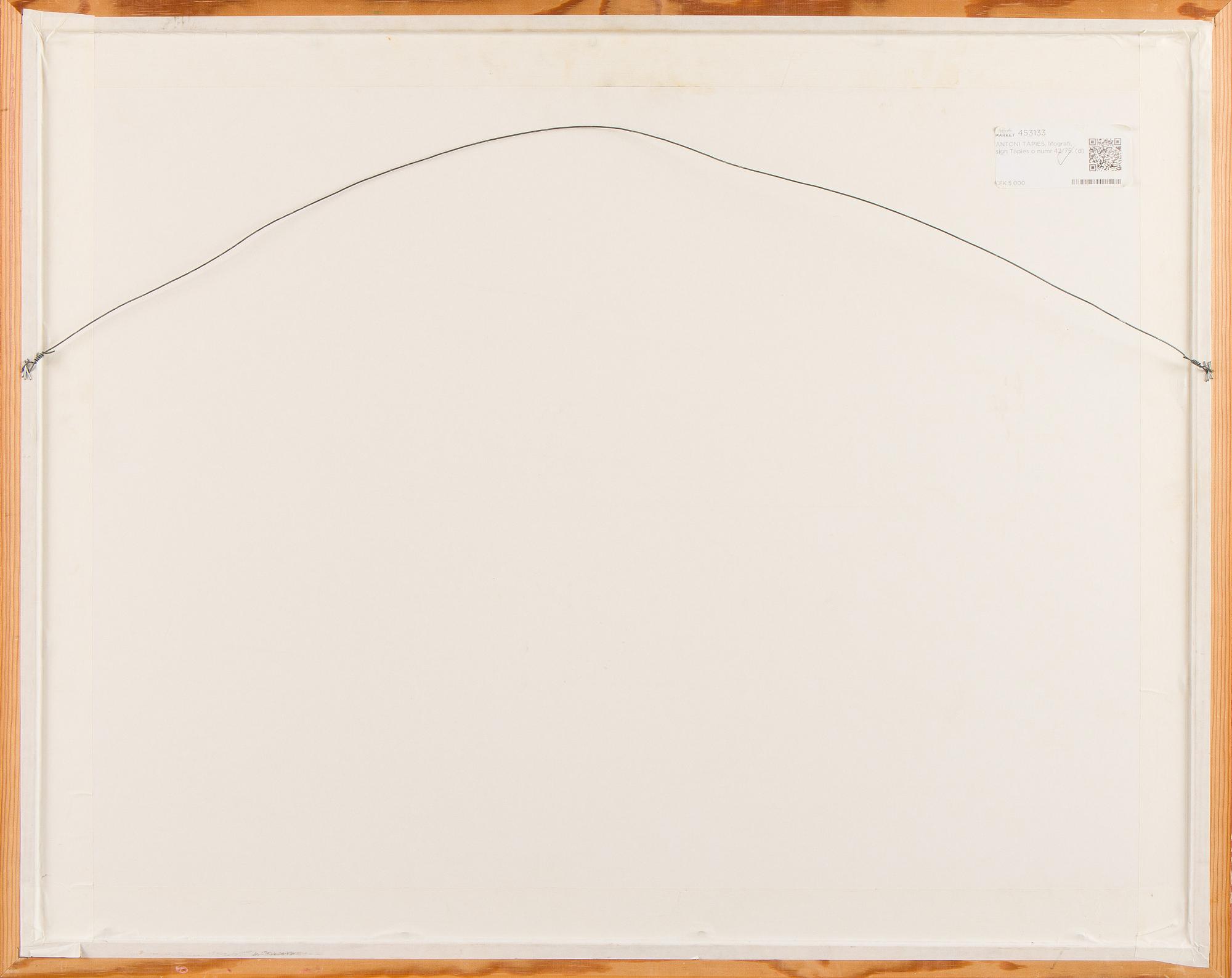 Antoni Tàpies, "Tirets supérieurs".