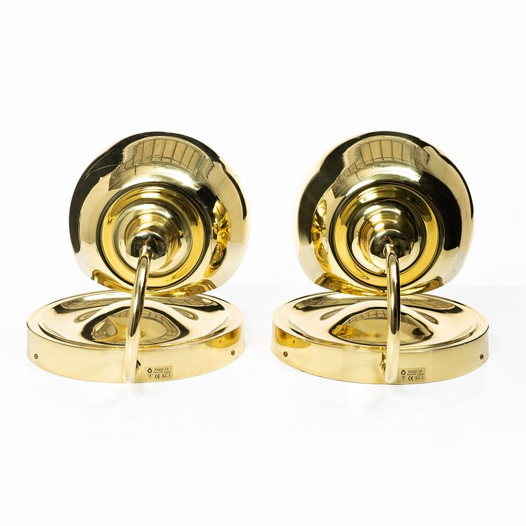 Josef Frank, Wall lamps, a pair, model 2389, Svenskt Tenn.