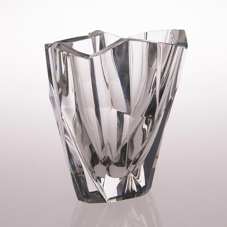 A 1950's 'Iceberg' vase signed Tapio Wirkkala, 3825.