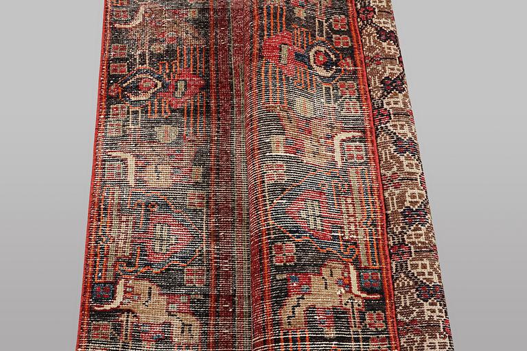 A rug, Persian, Vintage Design, ca 185 x 114 cm.