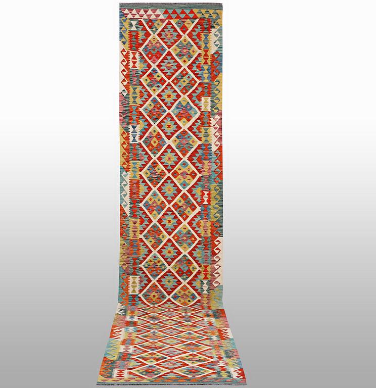 Matta, Kelim, ca  508 x 82 cm.