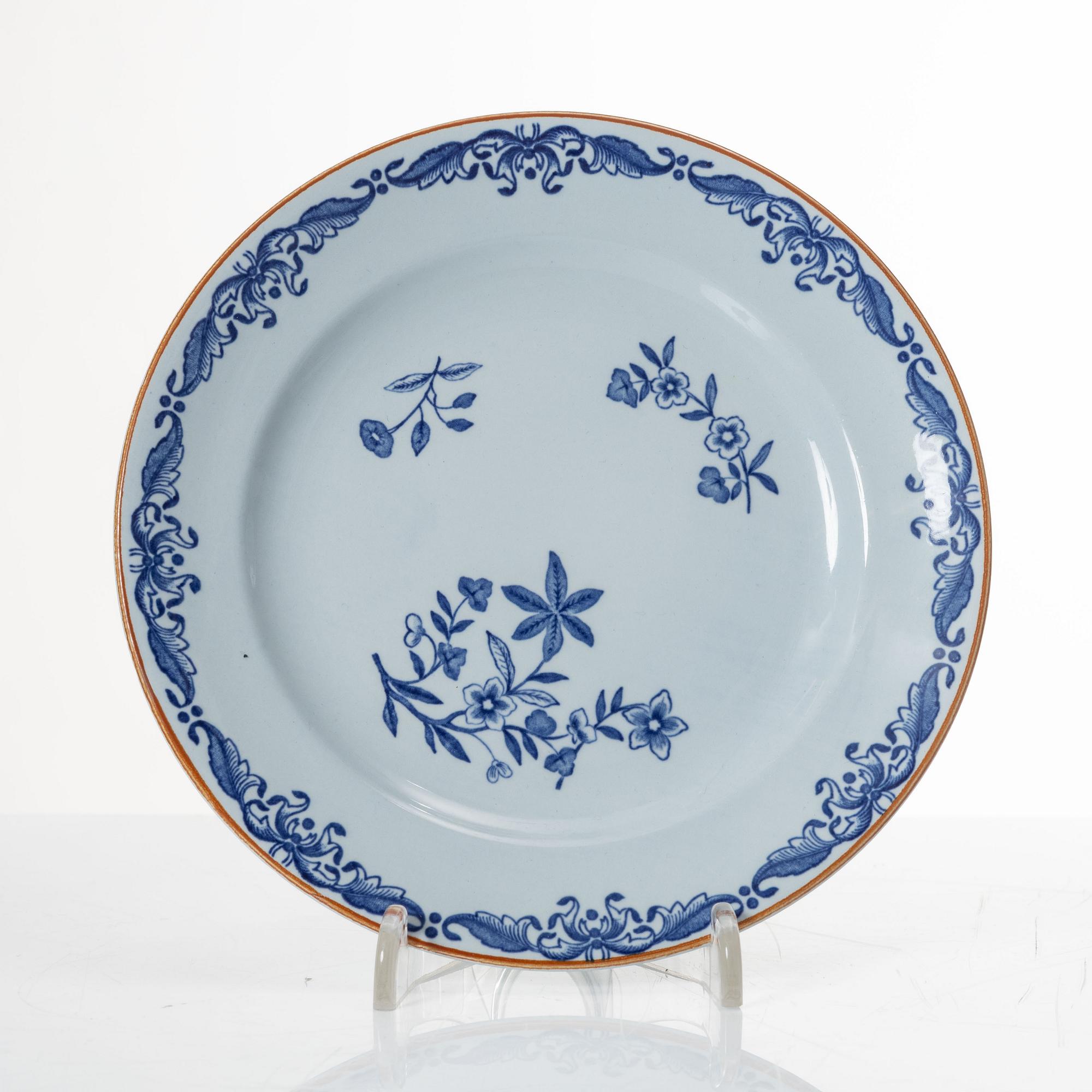 A 33-piece 'Ostindia' creamware tea and coffee service, Rörstrand.