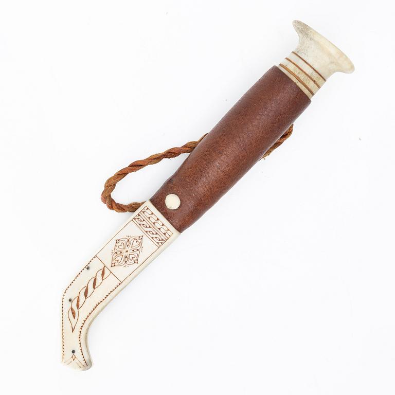 Bengt Olaf Unga, half-horn knife, signed and dated 1977.