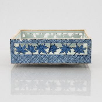 A mid section for a Chinese porcelain perfume casket, Qing dynasty, Kangxi (1662-1722).