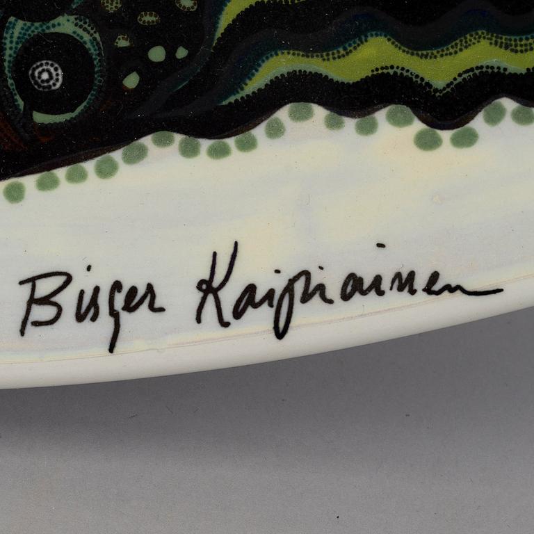 BIRGER KAIPIAINEN, KERAMIIKKAVATI. Signeerattu Birger Kaipiainen. Rörstrand 319/500.