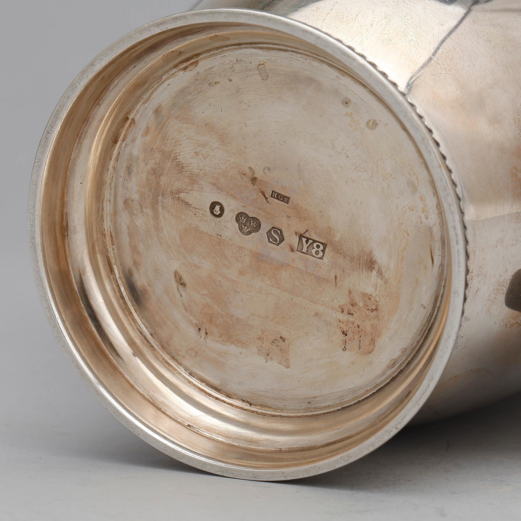 KAFFEKANNA, silver, Hugo Grun & Co AB, Stockholm 1949. Vikt ca 510 gram.