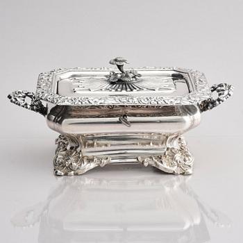 Gustaf Möllenborg, sockerskrin, silver, Stockholm 1840. Nyrokoko.
