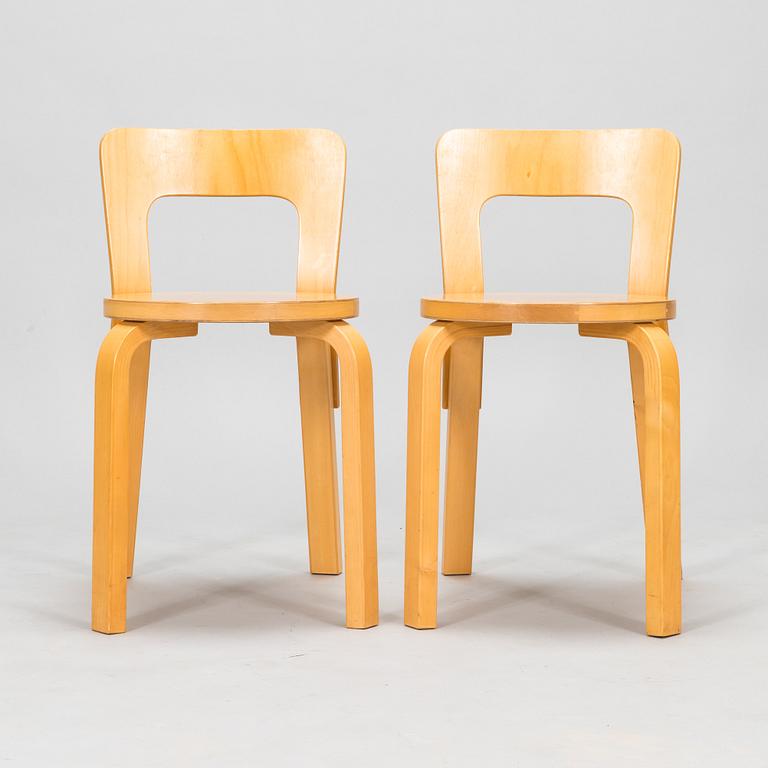 Alvar Aalto, stolar, 2 st, modell 65, Artek, 1970-tal.