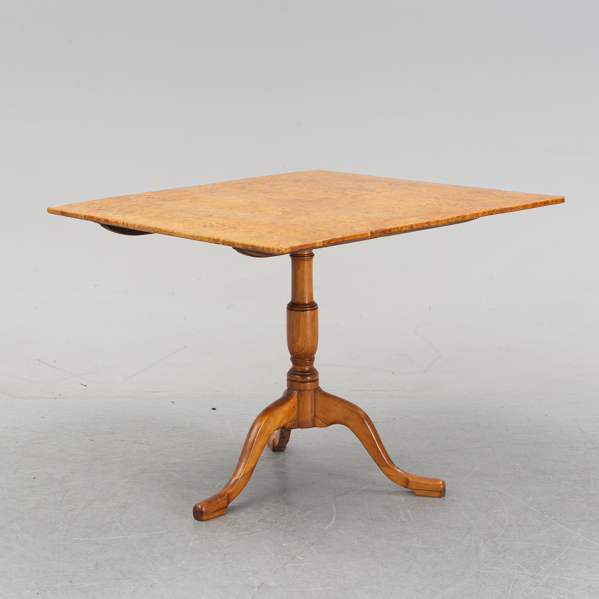 Fällbord, Karl-Johan, 1800-talets första hälft.