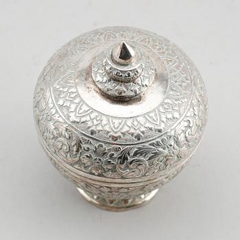 LOCKSKÅL, silver, orientalisk, 1800-/1900-tal. Vikt ca 155 gram.