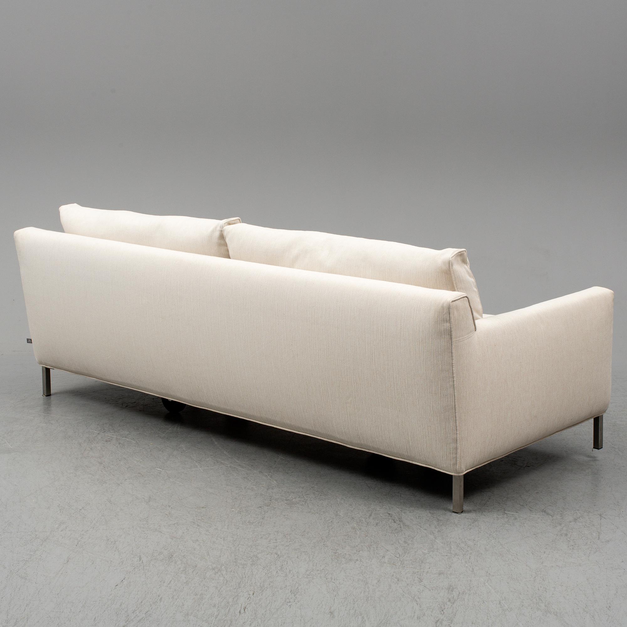 A 'Streamline' sofa by Eilersen.