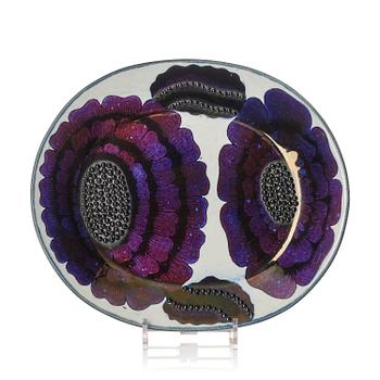 205. Birger Kaipiainen, a decorative ceramic dish, Arabia, Finland.