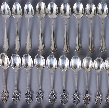 PARTI SKEDAR, 128 st, silver, mest Sverige, 1900-tal. Tot vikt 1240 g.