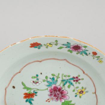 PARTI PORSLIN, 4 delar, Qianlong (1736-1795).