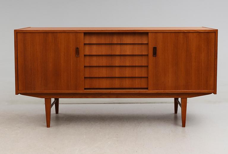 SIDEBOARD, 1900-talets andra hälft.