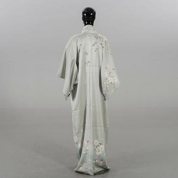 A set of two Japanese 20th century Kimonos.