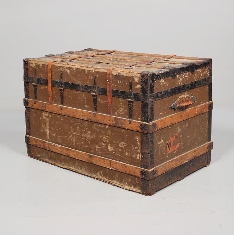 RESEKOFFERT, 1900-talets första hälft.