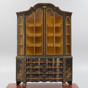 Display cabinet, Rococo style, 20th century.