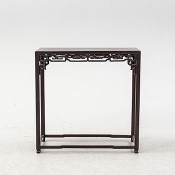 An altar table, late Qing dynasty/early 20th Century.