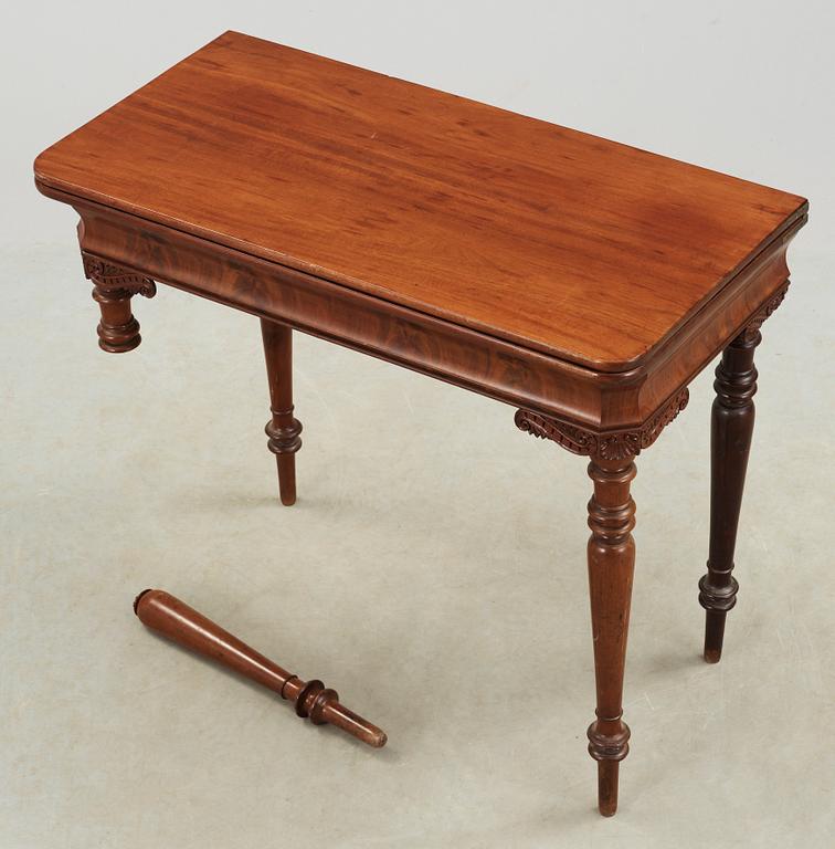 SPELBORD, senempire, 1800-talets mitt.