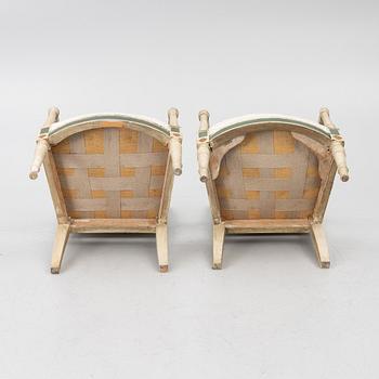 Karmstolar, ett par, directoire, Frankrike, sent 1700-tal.
