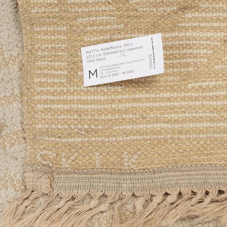 MATTA. Reliefflossa. 310 x 221,5 cm. Daterad och signerad 1942 SKLK.