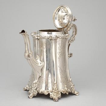 KAFFEKANNA, silver, Gustaf Möllenborg Féron, Stockholm, 1851. Vikt: 1048 gram.