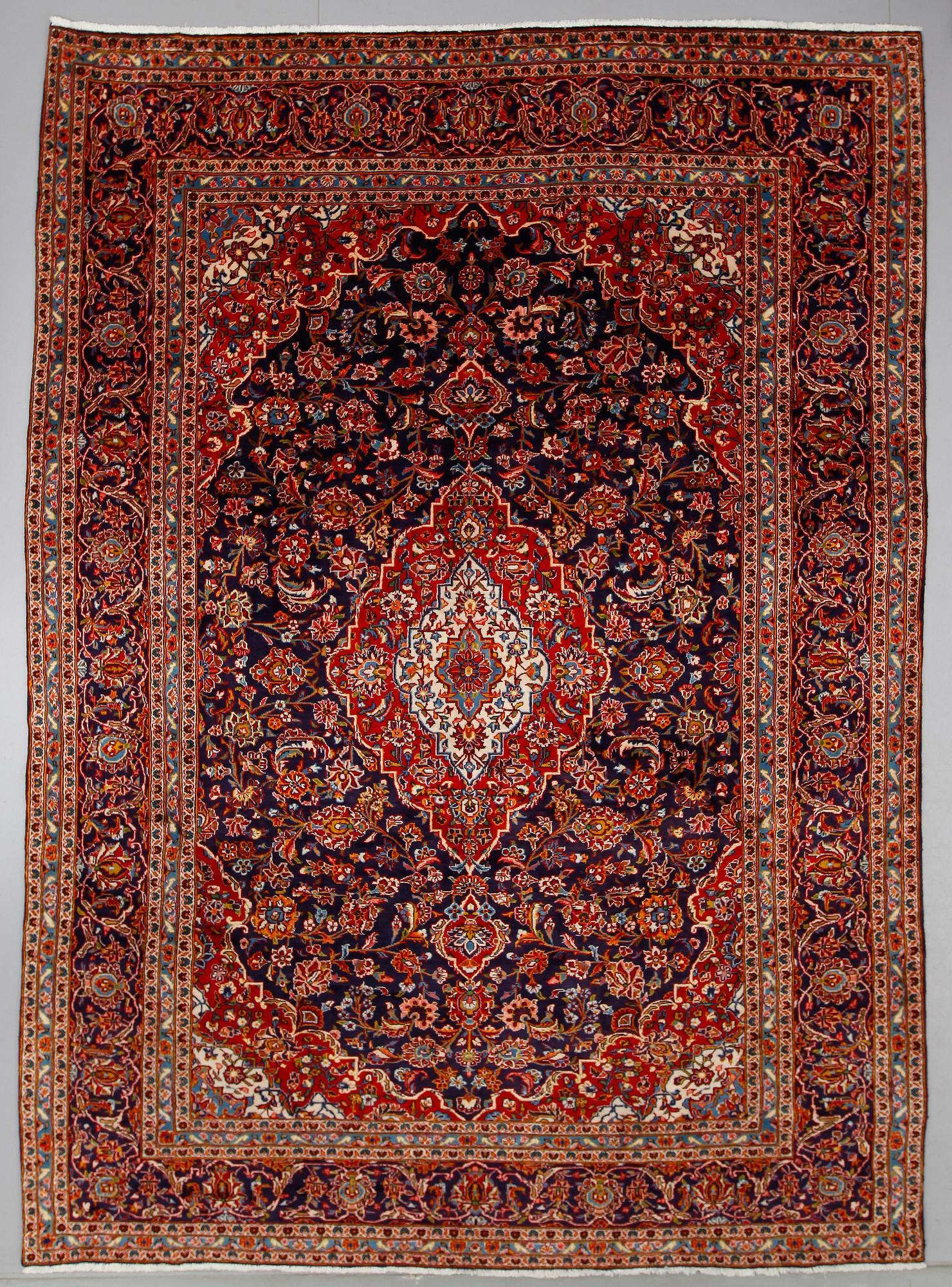 MATTA, Ardekan, ca 340 x 247 cm.