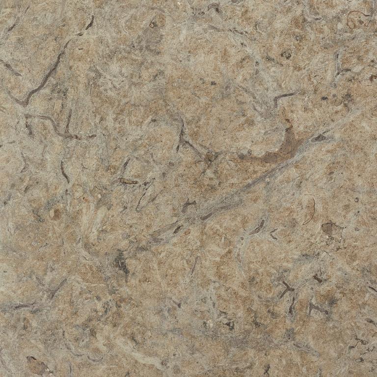 SKIVA, av kalksten, 1700-tal, huggen och polerad.