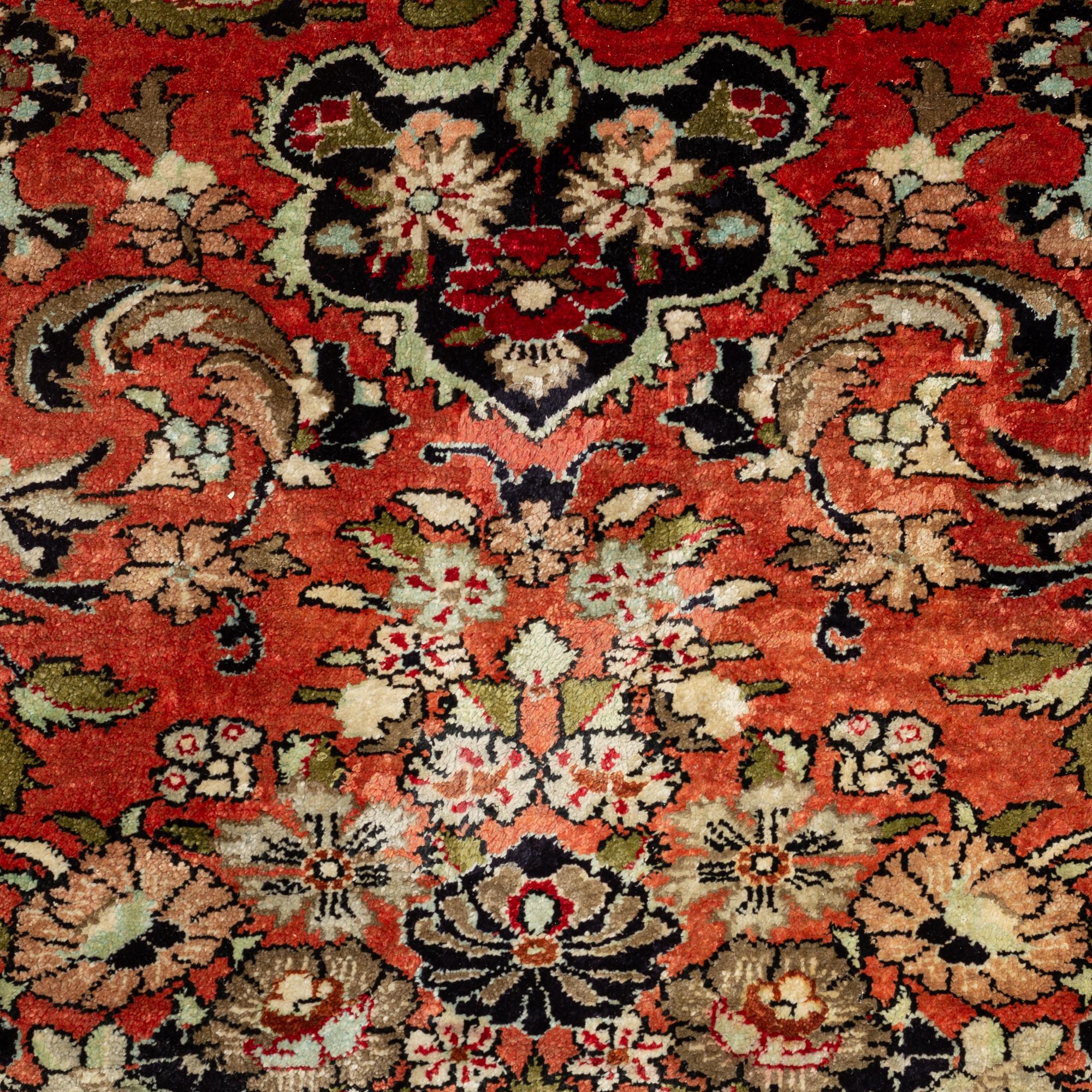 Rug, Isfahan, silk, approx. 300 x 215 cm.