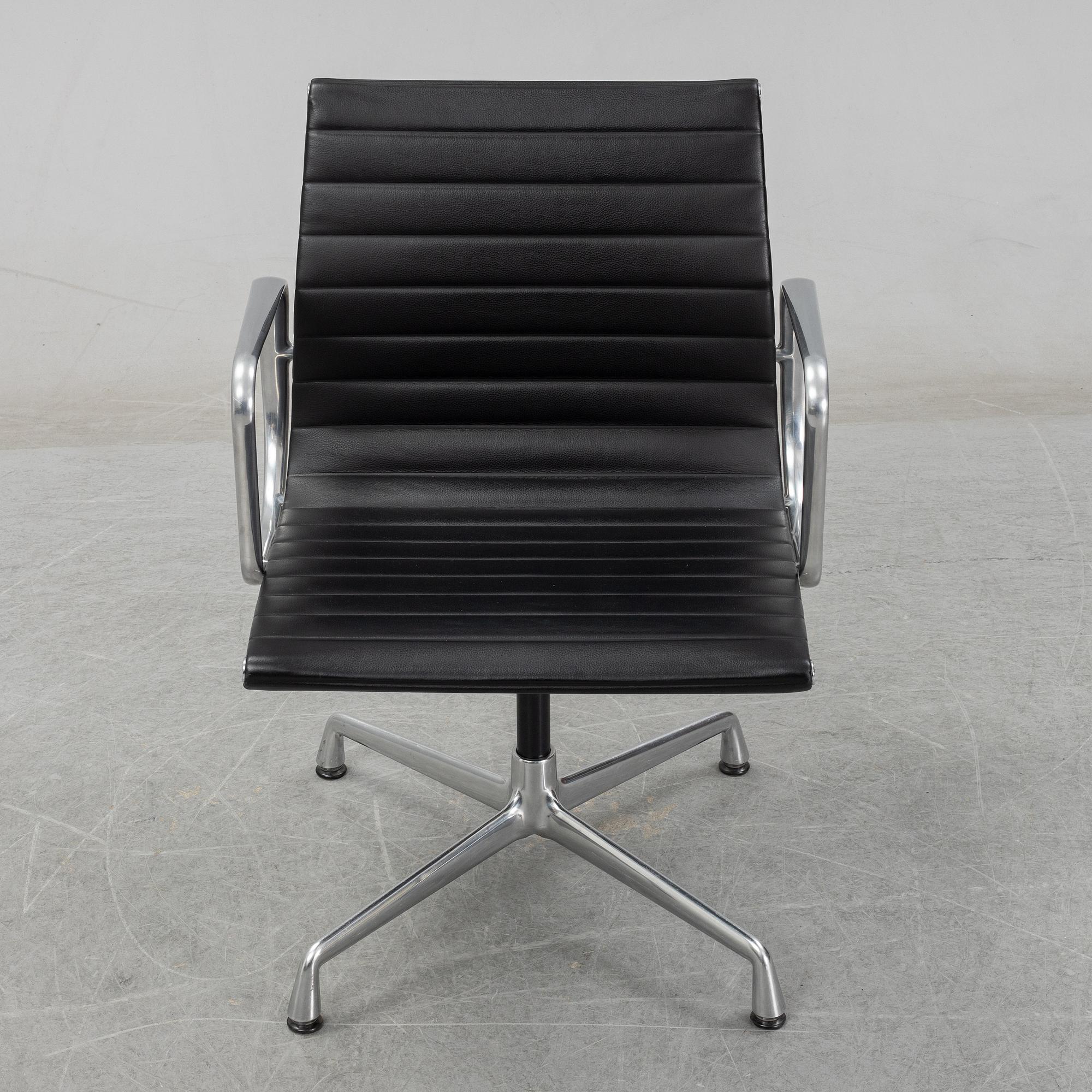 Charles and Ray Eames, desk chair, "EA 108" Vitra, 2005.